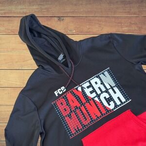 FC Bayern Munich‎ Hoodie Mens Medium Black Red Soccer FCB